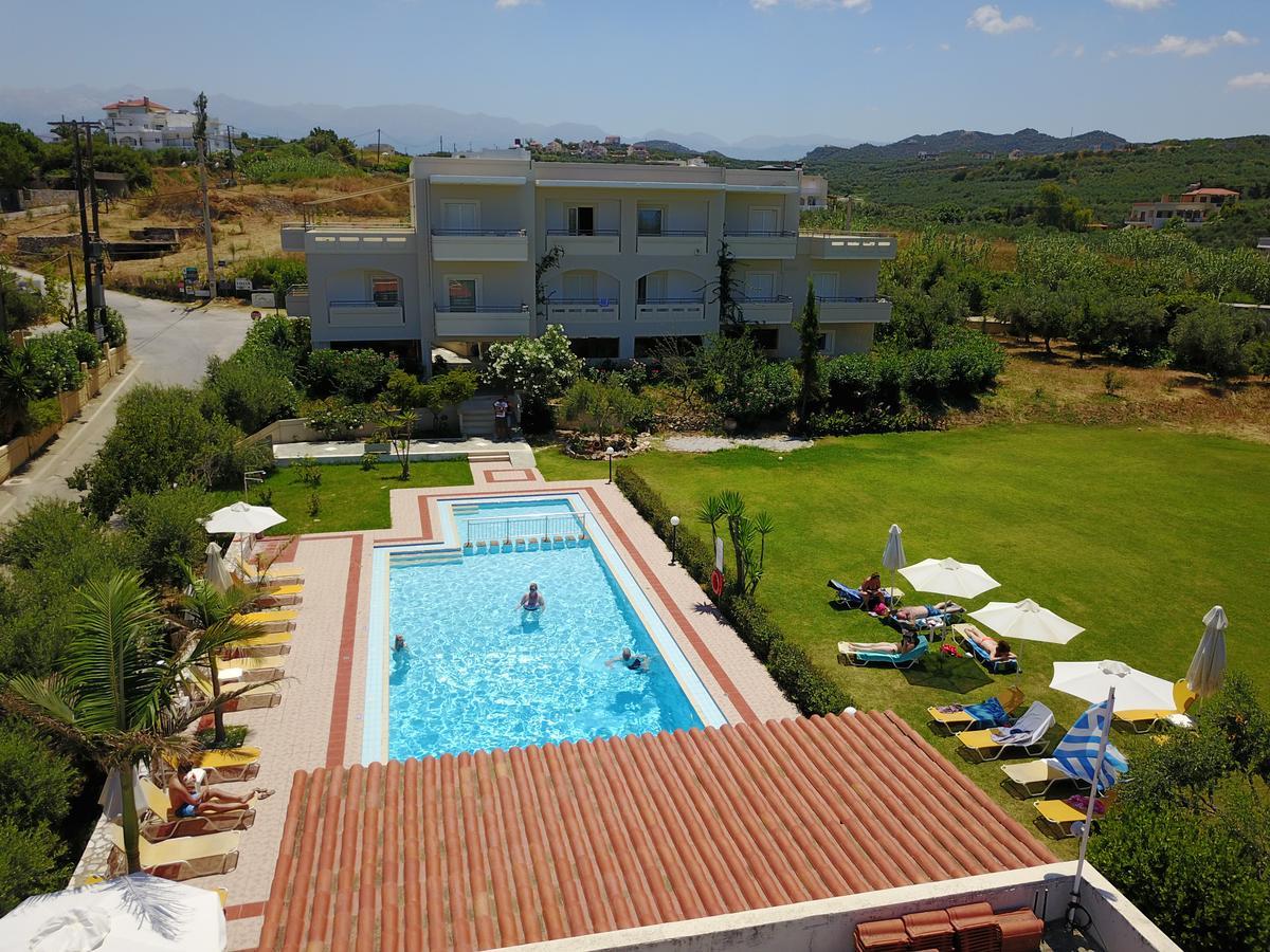 Merabello Apartments Agia Marina Екстериор снимка