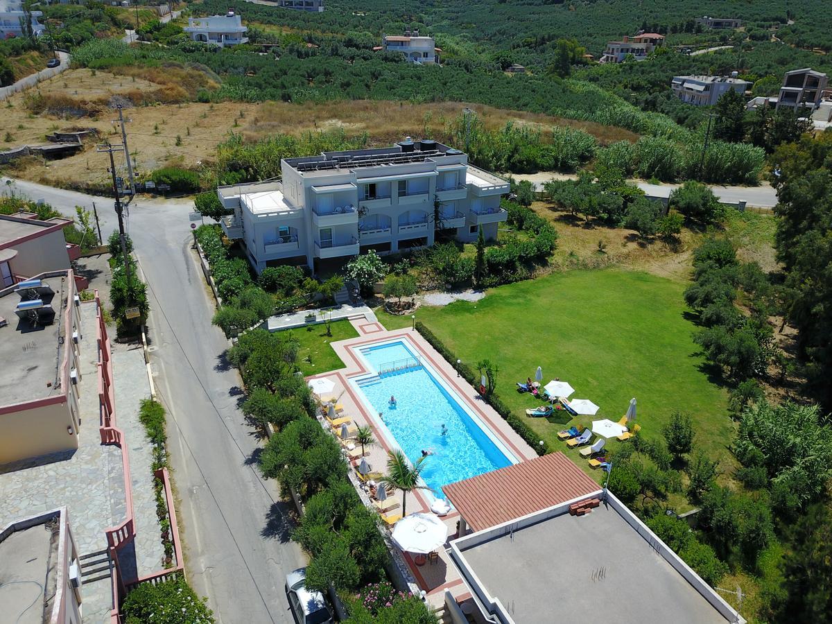 Merabello Apartments Agia Marina Екстериор снимка