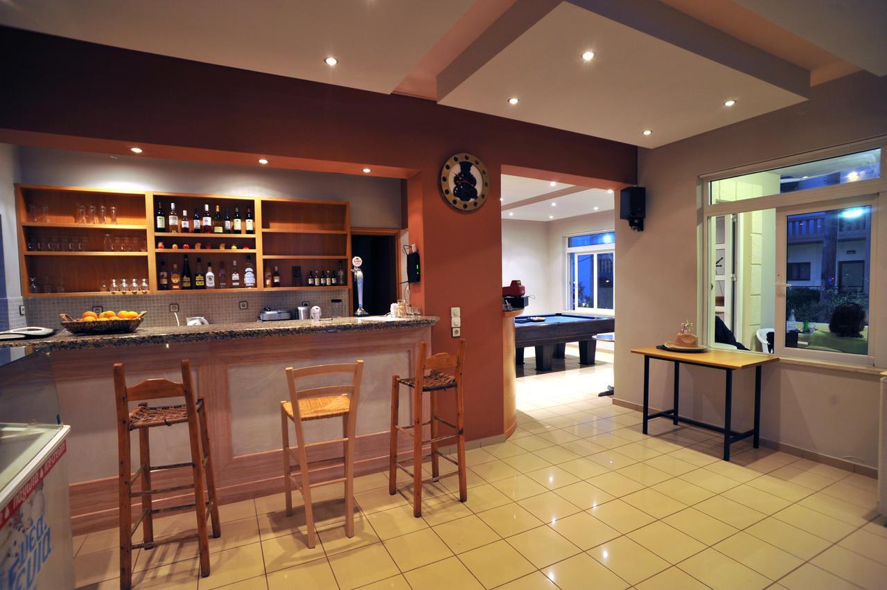 Merabello Apartments Agia Marina Екстериор снимка