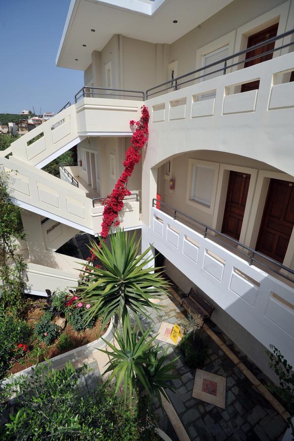 Merabello Apartments Agia Marina Екстериор снимка