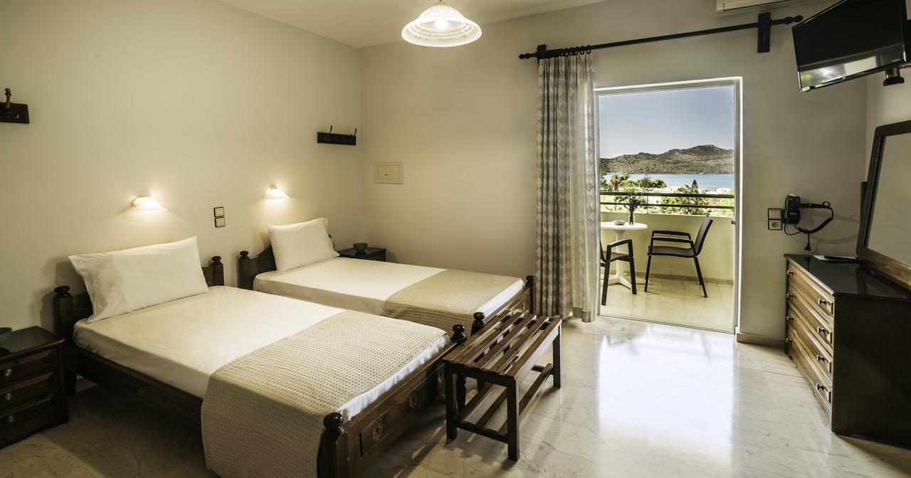 Merabello Apartments Agia Marina Екстериор снимка