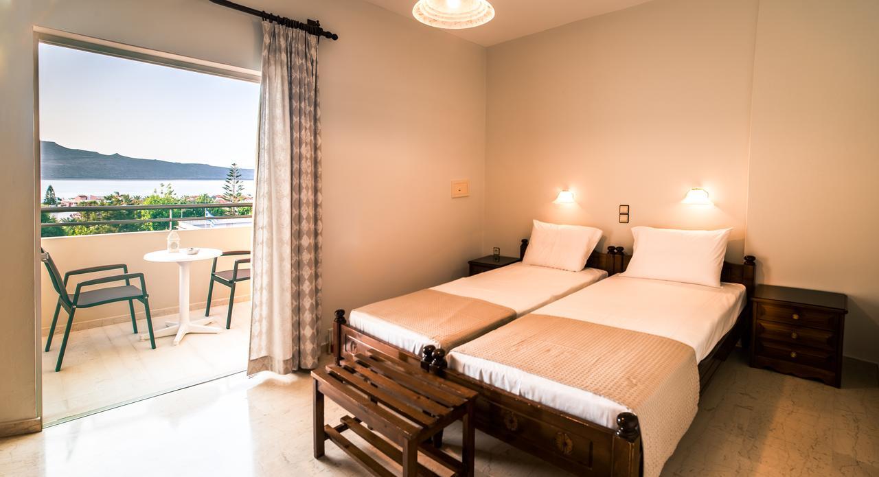 Merabello Apartments Agia Marina Екстериор снимка