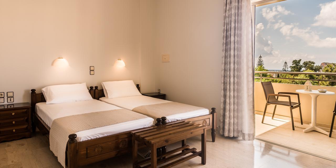 Merabello Apartments Agia Marina Екстериор снимка